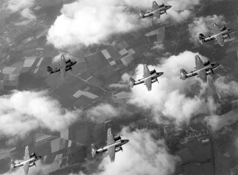 b26s.in.formation.over.italy.2
